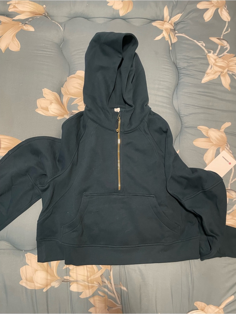 Lululemon half zip scuba